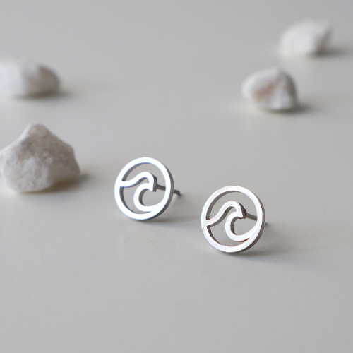 pendientes ola lucky bay
