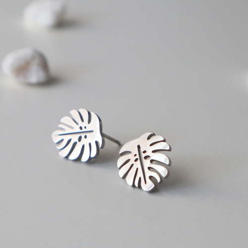 pendientes hoja tropical