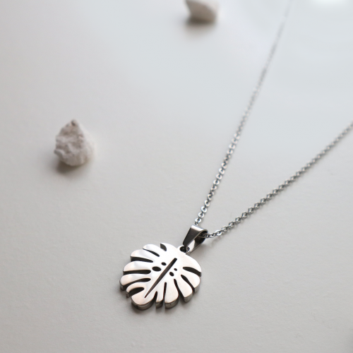 collar hoja tropical maldivas