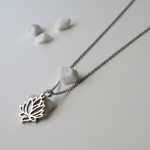 collar flor de loto