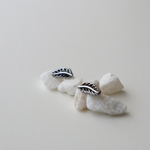 pendientes hoja