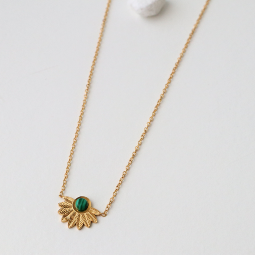 collar hojas palmera
